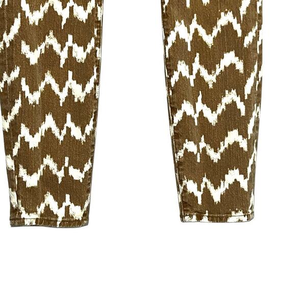 7 For All Mankind Chevron Cropped Skinny Jean Size 24 - Picture 3 of 9